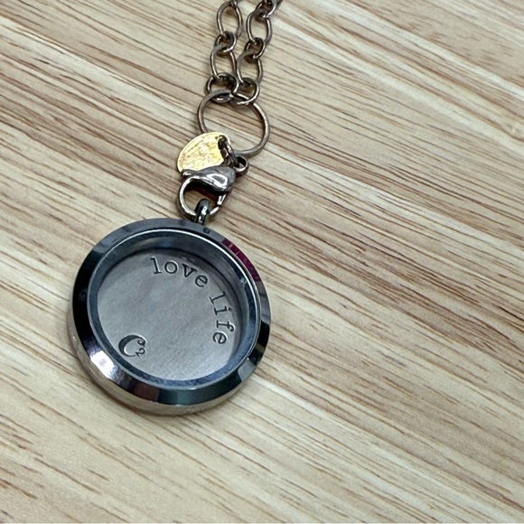Origami Owl Locket and Charms - Picture 9 of 14